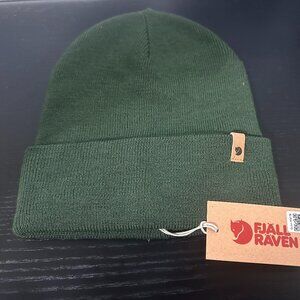 New Fjallraven Classic Knit Hat Beanie Deep Forest Green $45 MSRP